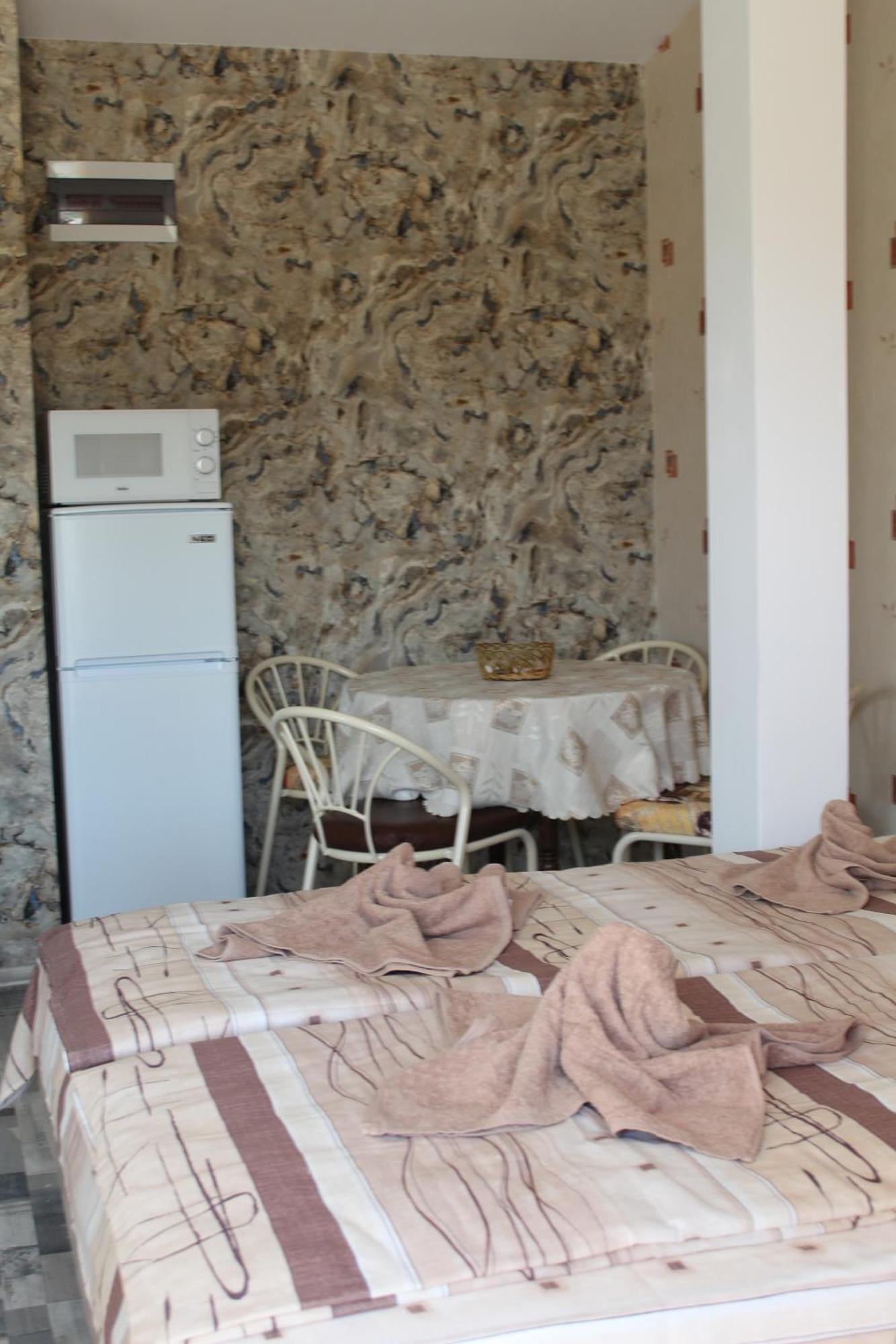 Guest House Valiland Balgarevo Bagian luar foto
