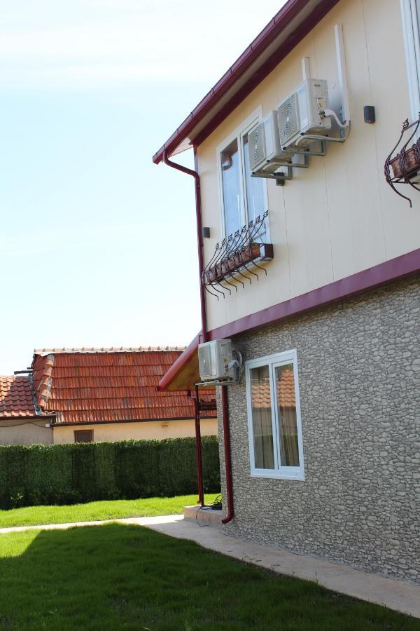 Guest House Valiland Balgarevo Bagian luar foto
